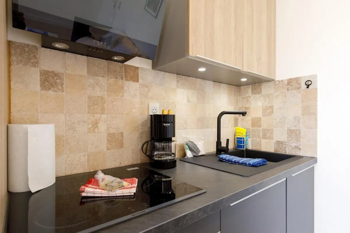 Domino-Pepite Moderne Neuve, Calme, Climatisee, Wifi Le Cannet