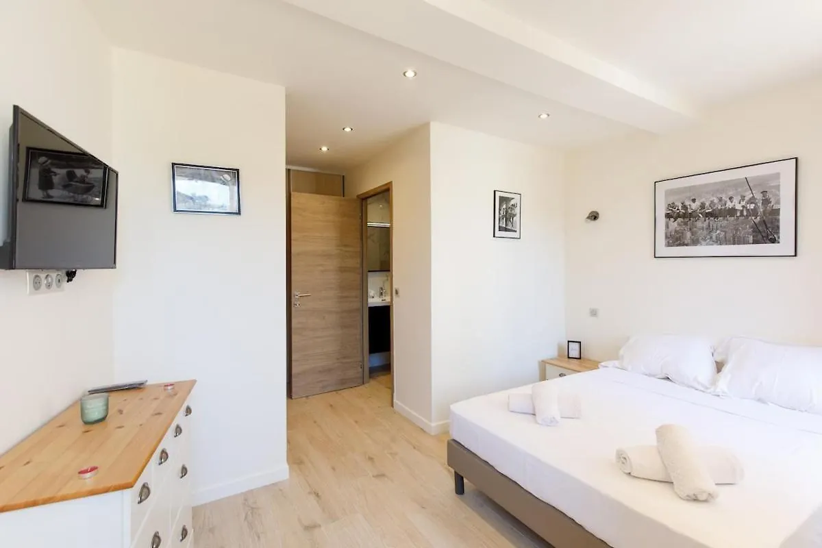 Domino-Pepite Moderne Neuve, Calme, Climatisee, Wifi Le Cannet France